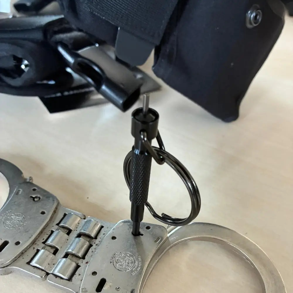 Handfesselschlüssel mit Dorn